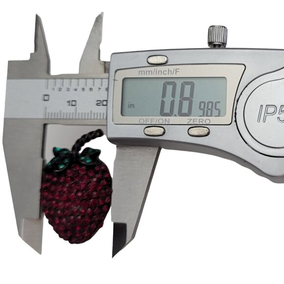 Weiss Red Rhinestone Japanned Strawberry Brooch Pin, Signed M683 - Picture 8 of 9